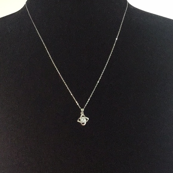 Love Cube Niece Necklace Silver - Picture 2 of 8